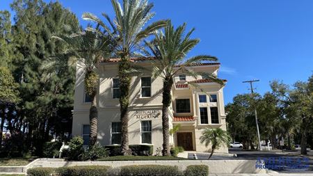 Downtown Sarasota Office Building in Grand Style - Sarasota