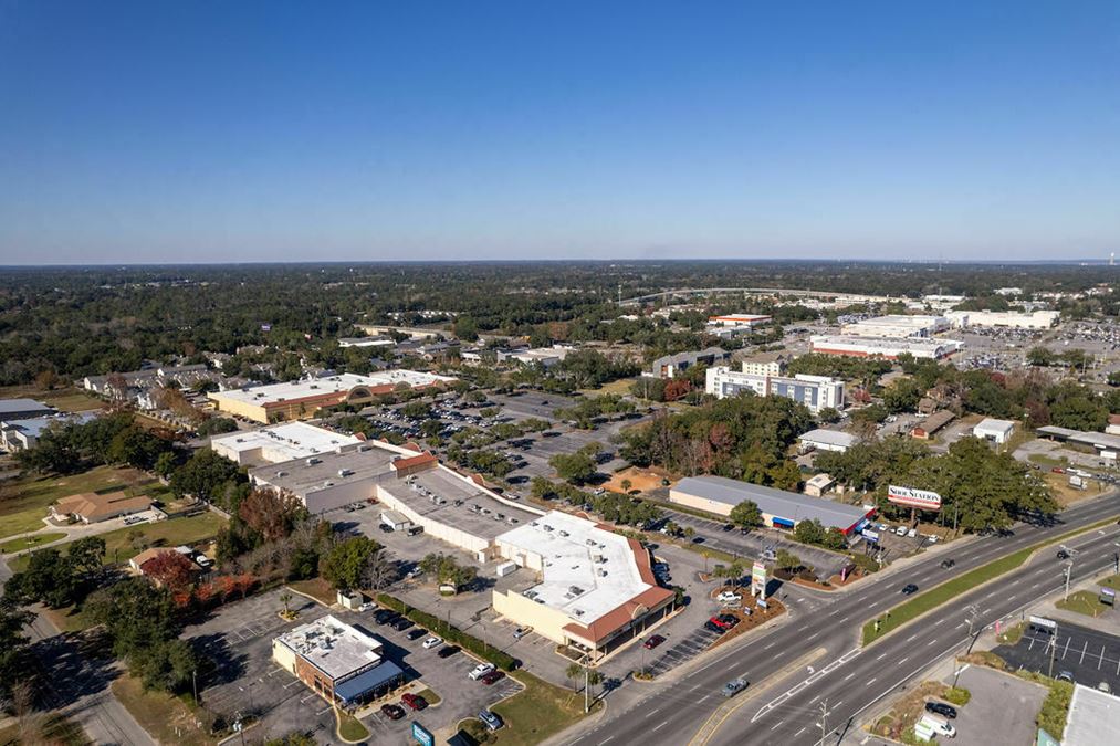 Tradewinds Shopping Center