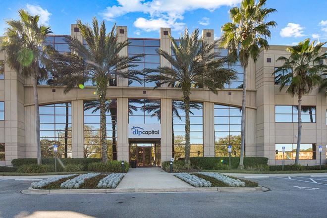 405 Golfway West Drive