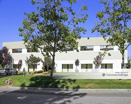 2975 Stender Wy
