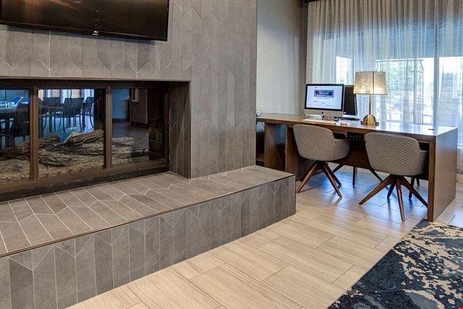 DoubleTree by Hilton Harrisonburg