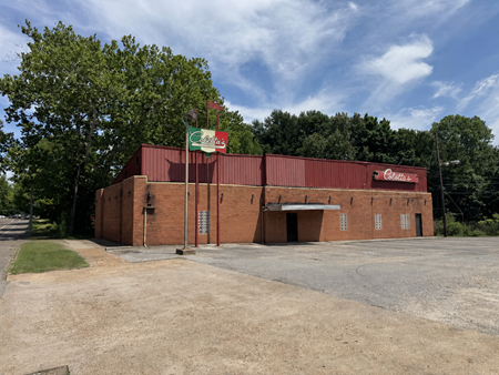 Retail space for Sale at 1063 S Parkway E in Memphis