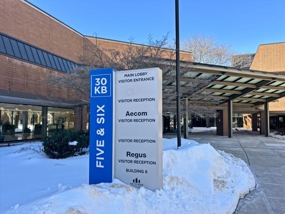 NJ, Piscataway - Knightsbridge