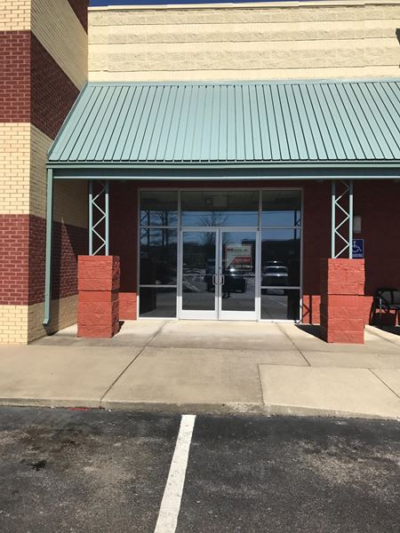 495 Dunlop Lane, Suite 107 - Clarksville