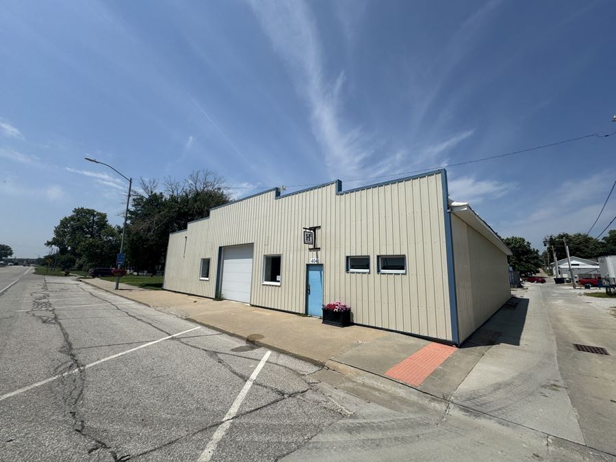 404 Front St