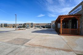Elgin Square Plaza