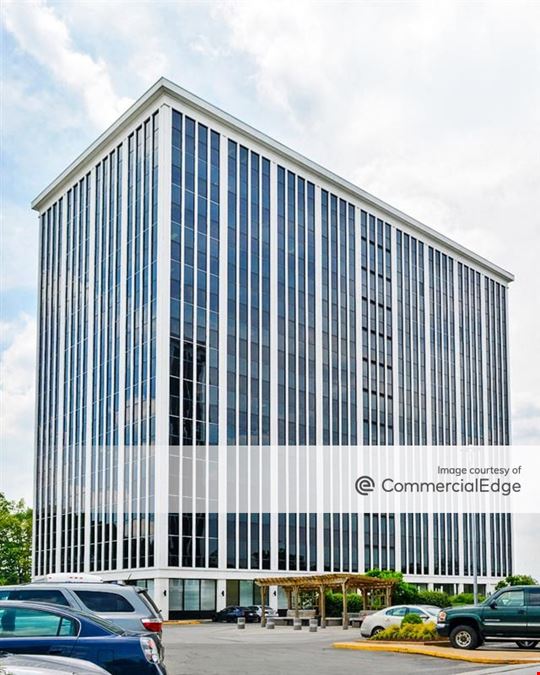 Falls Church Corporate Center - 6400 Arlington Blvd