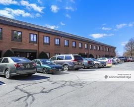 1400 & 1450 Mercantile Lane at Largo Park