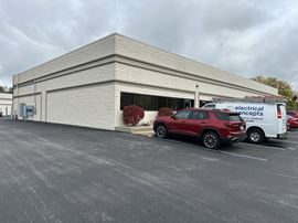 N8W22520 Johnson Dr, Unit F