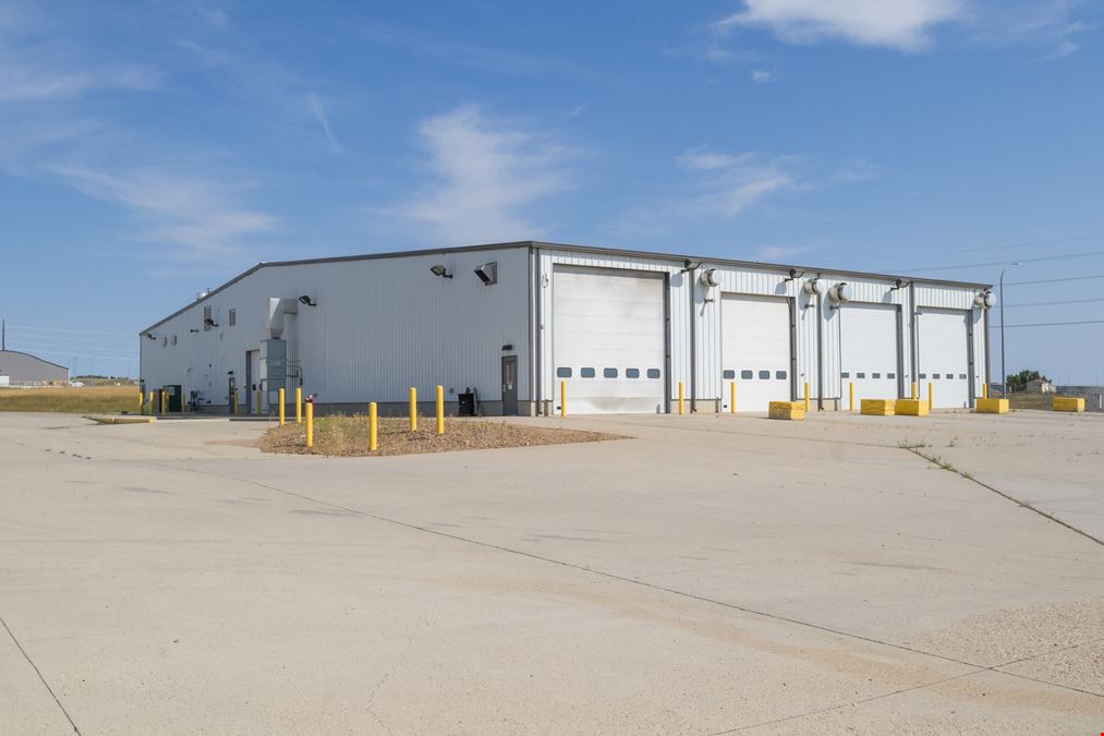 ±16,200 SF Industrial Facility with Truck Wash – Ideal for Trucking, Maintenance, or Storage