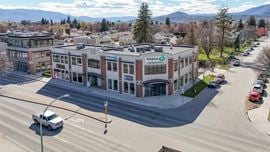Excellent opportunity to sublease a high-profile retail unit in the Capri-Landmark area.