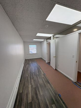 125 E Main St
