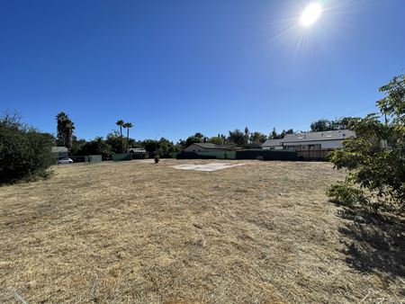 Photo of commercial space at 350 W 10th Ave in Escondido