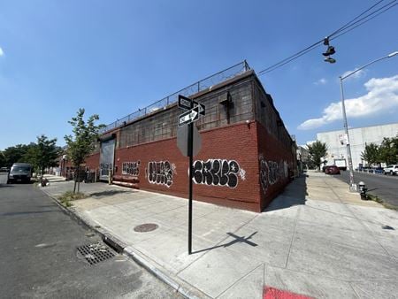 Industrial space for Sale at 275 Boerum St in Brooklyn