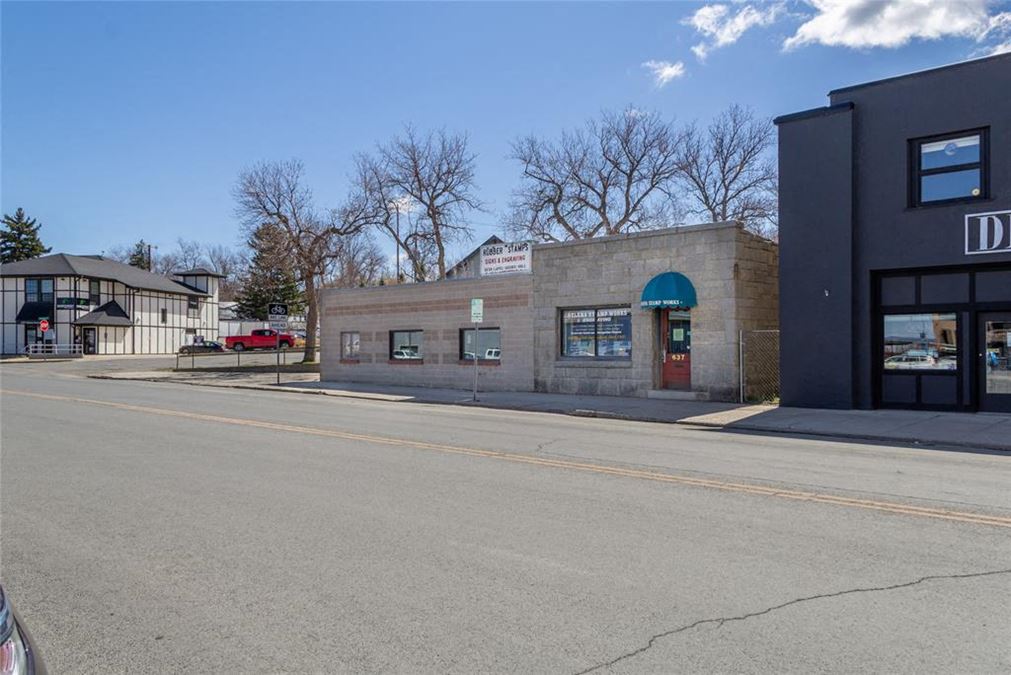 637 Helena Ave