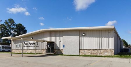 Photo of commercial space at 5002 Highway 80 in Pearl