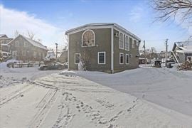 49 School St