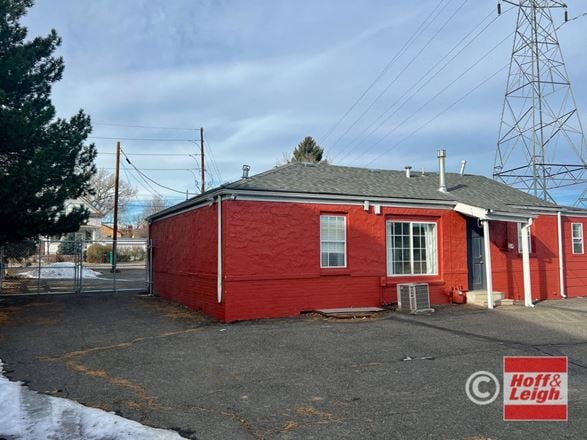 1420 Garrison Street