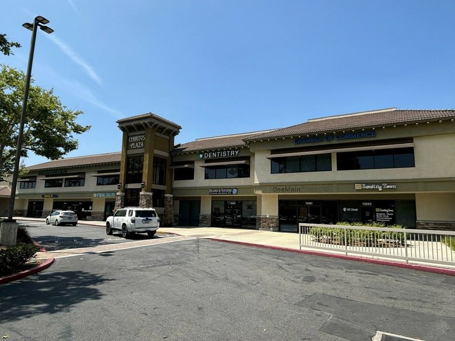 Cerritos Plaza (Office)