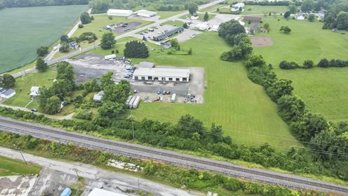 Industrial Auto Shop on 5 Acres