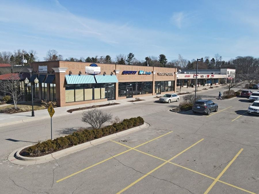 1351 E Grand River Ave
