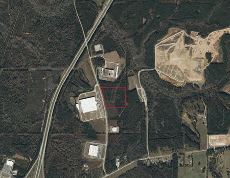 Photo of commercial space at 754 Meriwether Park Drive in Hogansville