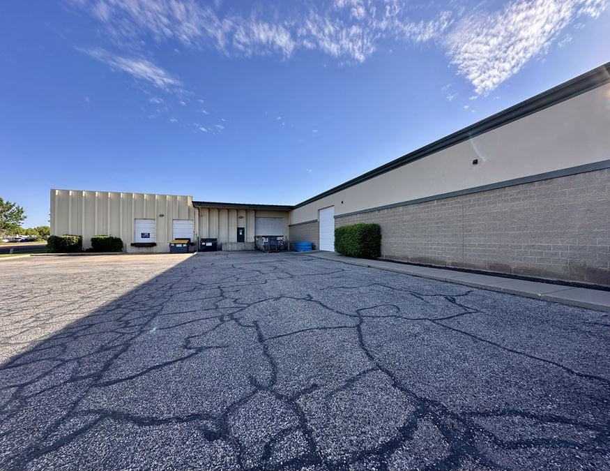 Freestanding Layton Industrial/Flex