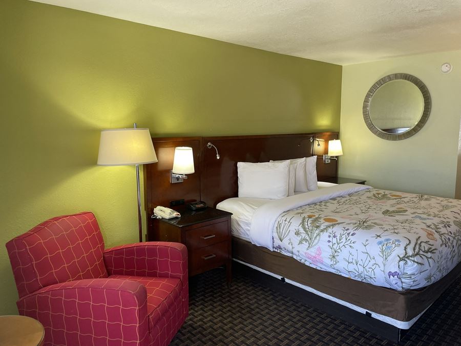 Rodeway Inn