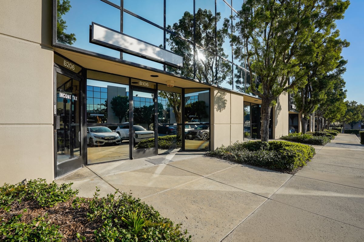 1,899 SF Flex Space in Monterey Park, CA Photo