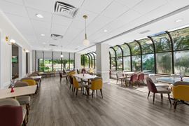 Lux Hotel & Conference Center, Ascend Hotel Collection