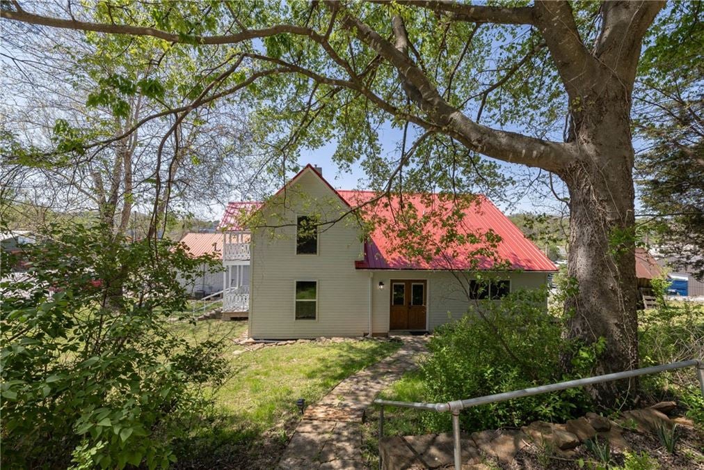 505 E Main St
