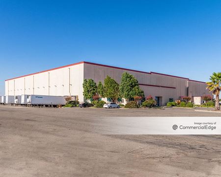 Photo of commercial space at 15789 South McKinley Avenue in Lathrop