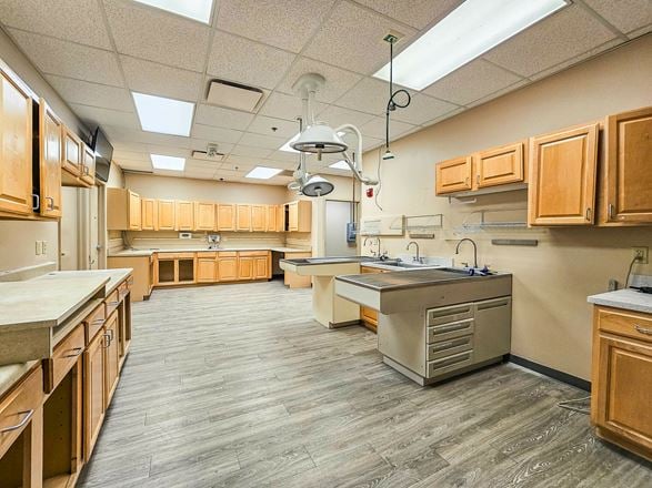 Retail/Office Space for Lease