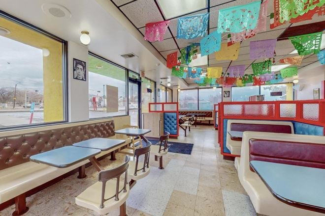 TURNKEY RESTAURANT INVESTMENT IN NORTHEAST HEIGHTS