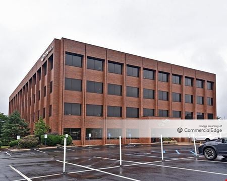 Corporate Square - 10101 Woodfield Lane - St. Louis