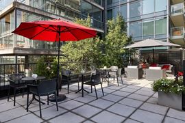 IQ Offices - – 545 King Street West