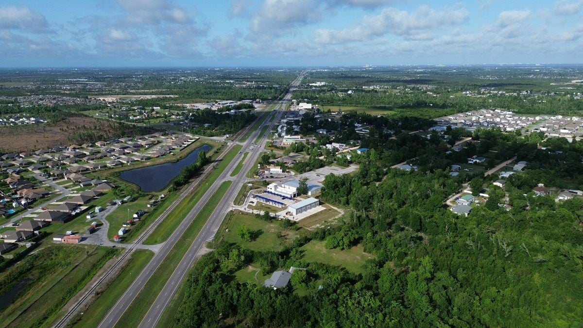 4417 N Highway 231