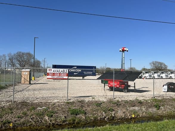 3033 I-10 East Frontage Rd, Baytown, TX 77521, Harris County