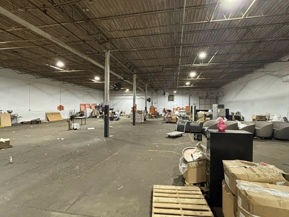 6810 Metroplex