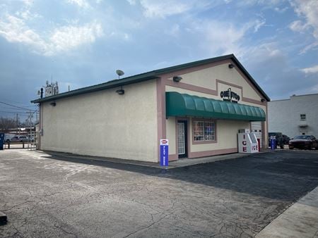 Retail space for Rent at 211 S Market St in Troy