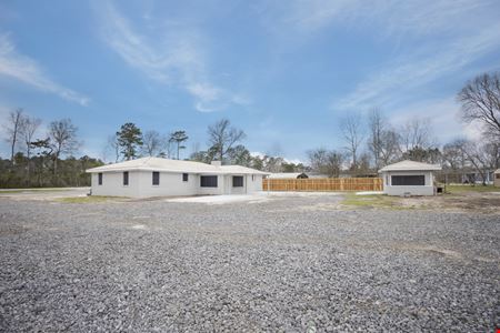 Photo of commercial space at 3709 Beaumont Rd in Liberty