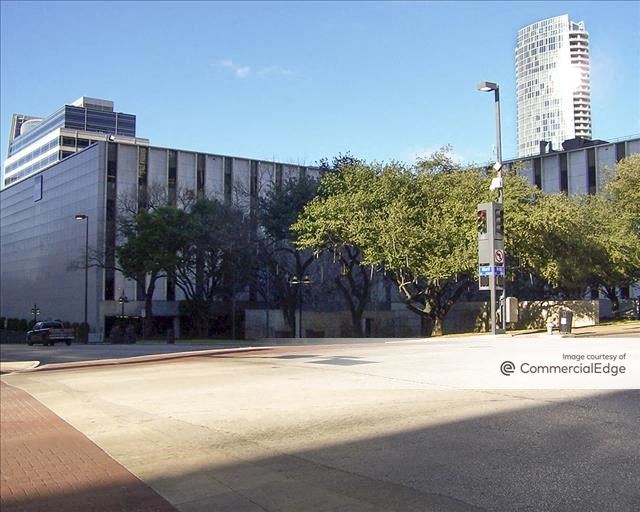 1807 Ross Avenue Property & Listing Details 42Floors