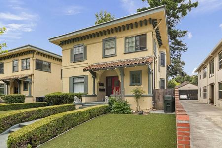 Photo of commercial space at 818 Cowper St in Palo Alto