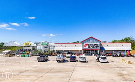 Retail space for Sale at 562 S Marcus St in Alto