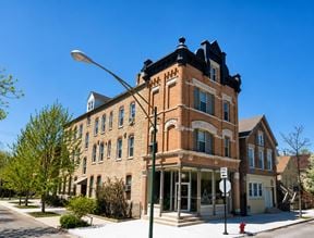 2100 N Hoyne Ave