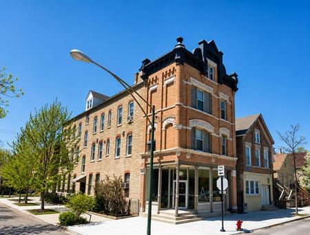 Multi-Family space for Sale at 2100 N Hoyne Ave in Chicago