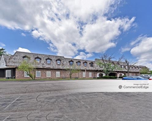 1600 Heritage Landing