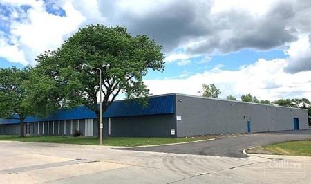 Photo of commercial space at 3401-3411 Commercial Ave in Northbrook