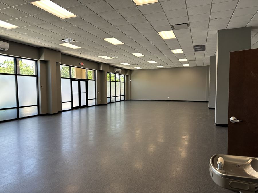 10,080 SF Flex Space For Lease | Destination Daytona