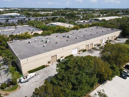 Industrial space for Rent at 4880 N Hiatus Rd in Sunrise